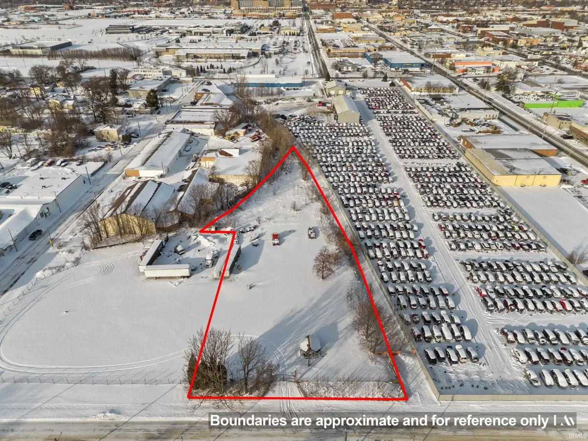 301 W Calvert Street, South Bend, IN 46613 - Image #1