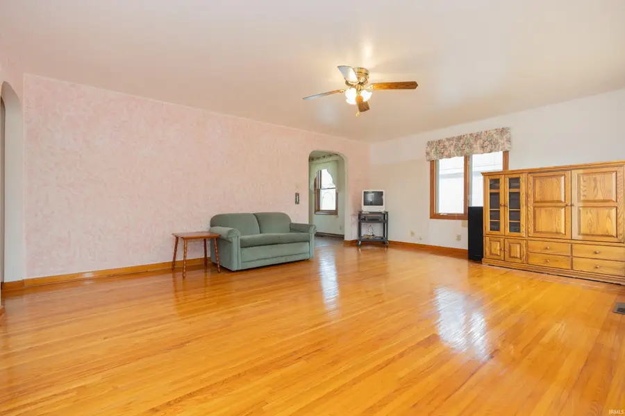 12612 Darmstadt Road, Evansville, IN 47725 - Image #2