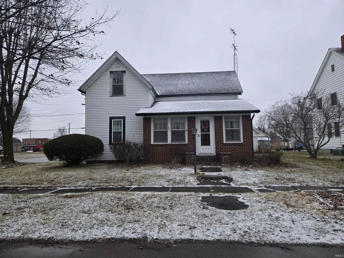 201 E Vine Street, Van Buren, IN 46991 - Image #1