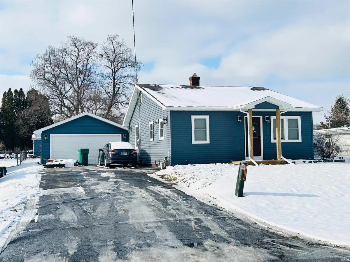 56599 Oak Road, South Bend, IN 46619 - Image #1