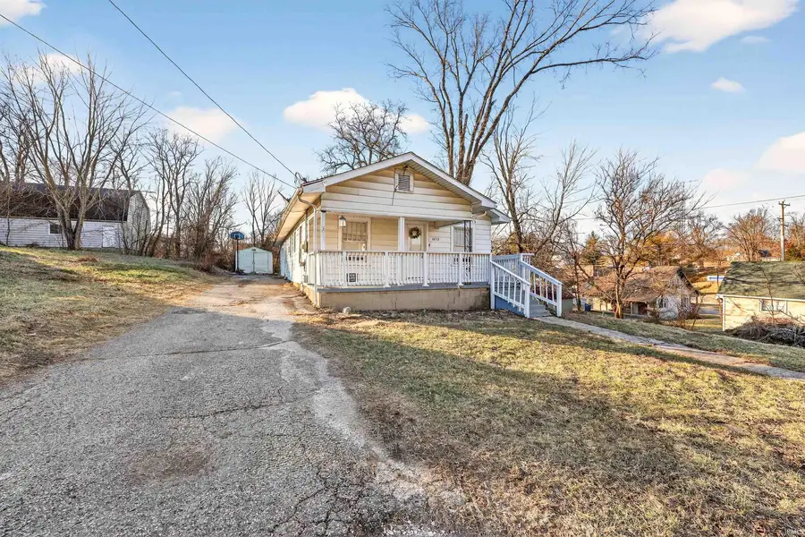 1613 D Street, Bedford, IN 47421 - Image #2