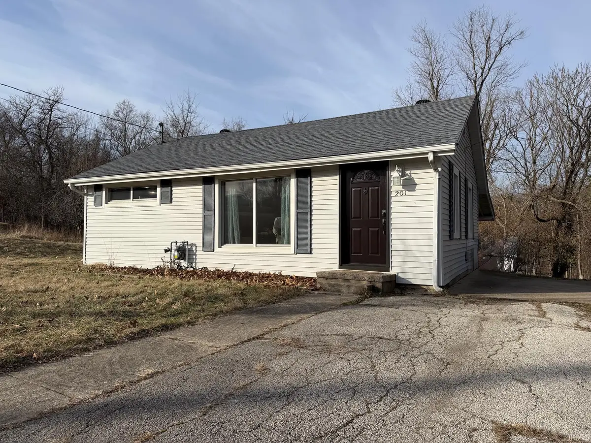 201 S Street, Bedford, IN 47421 - Image #1