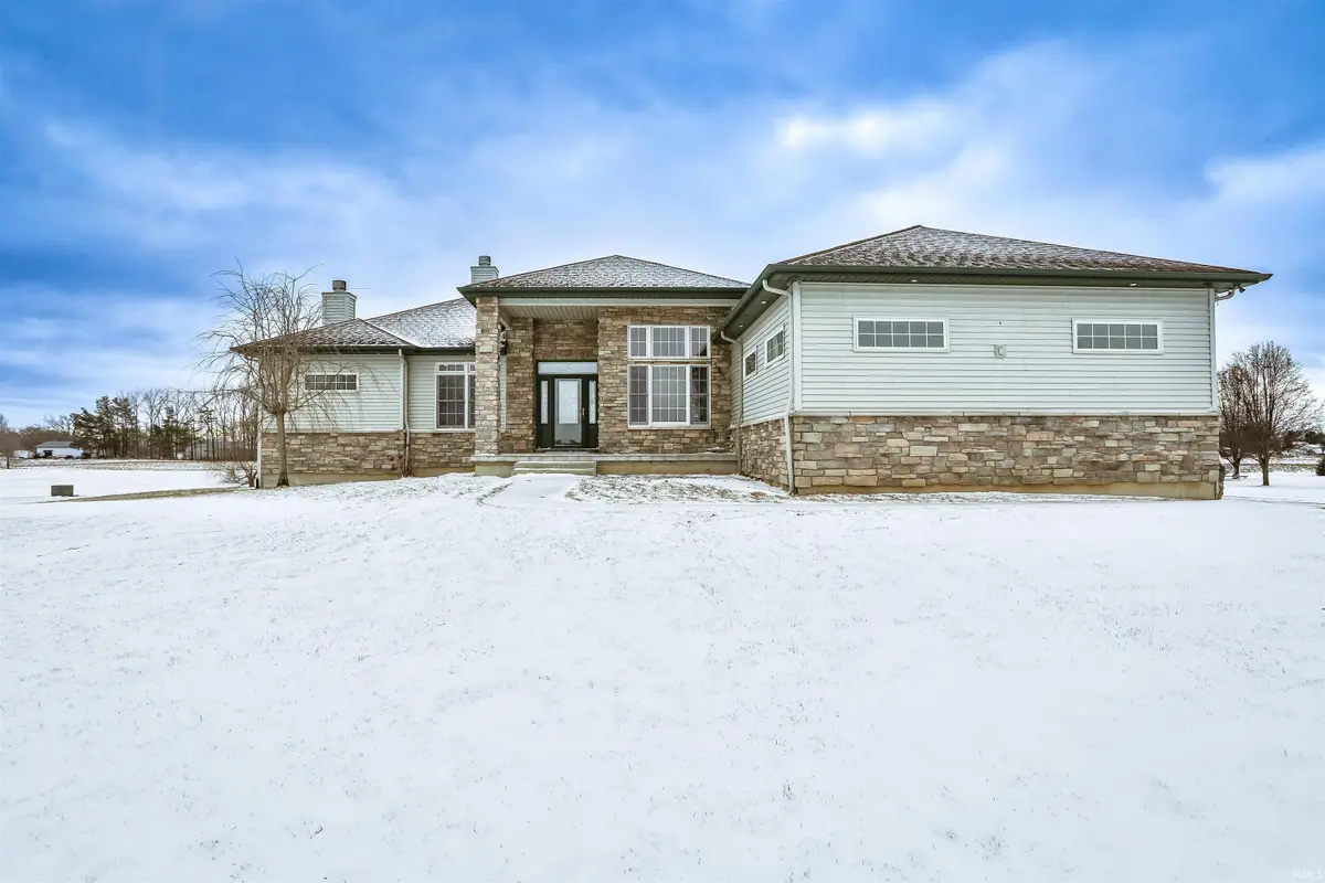 6279 E 450 N, Leesburg, IN 46538 - #1