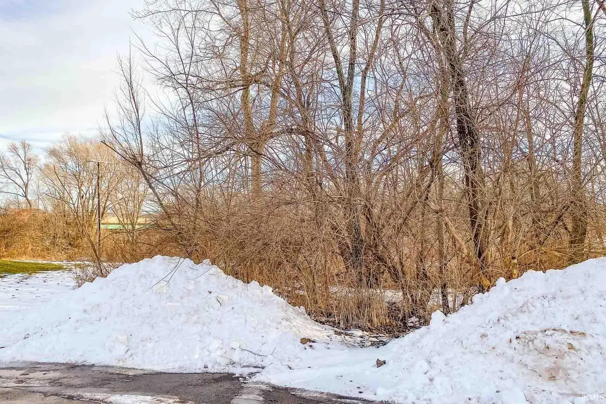 53468 Old Woodbridge Court, South Bend, IN 46637 - Image #1