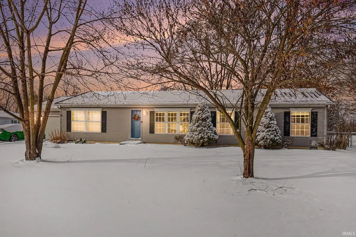 53105 Crystal Pond Drive, Elkhart, IN 46514 - Image #1