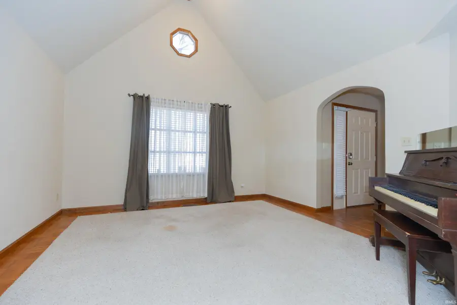 6927 Kolb Drive, Evansville, IN 47715 - Image #3