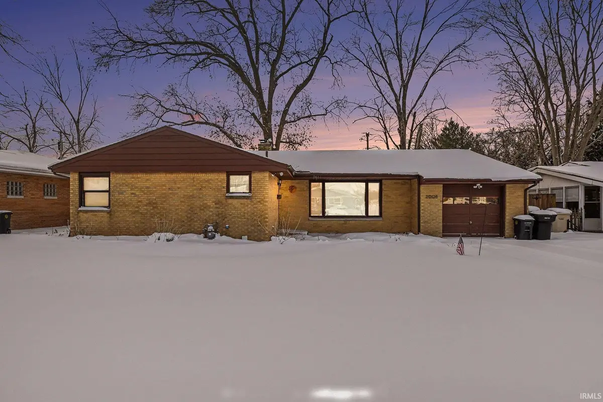 2008 Dorwood Drive, South Bend, IN 46617 - Image #1