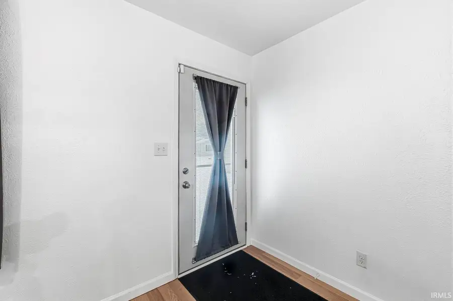 56759 Spruce Lane, Elkhart, IN 46516 - Image #2