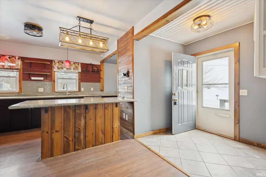 4014 E 300 N Road, Warsaw, IN 46582 - #2