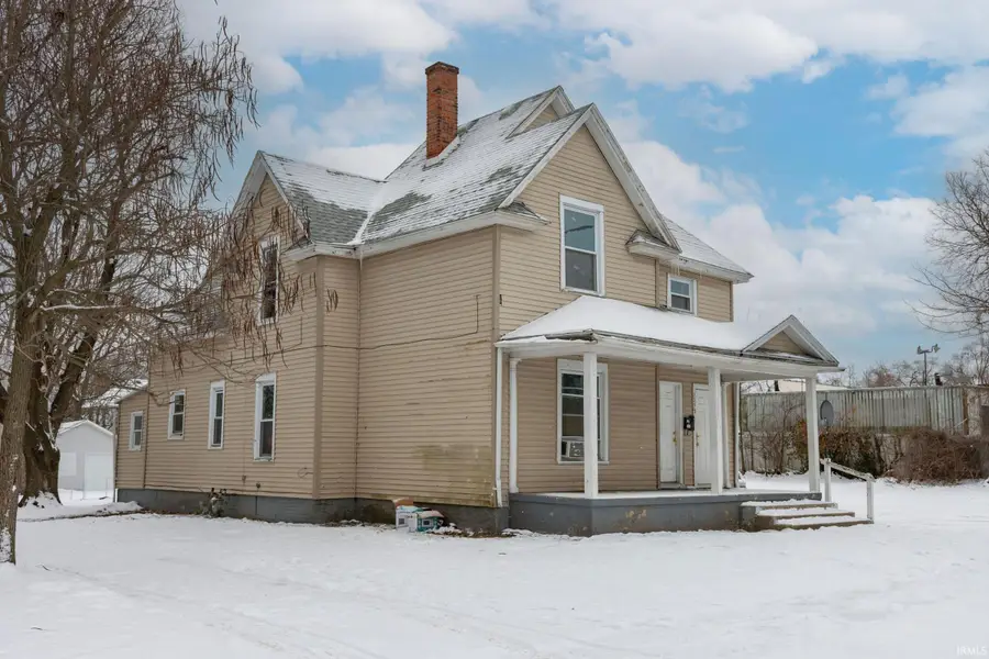 736 Lawndale Avenue, South Bend, IN 46628 - Image #2