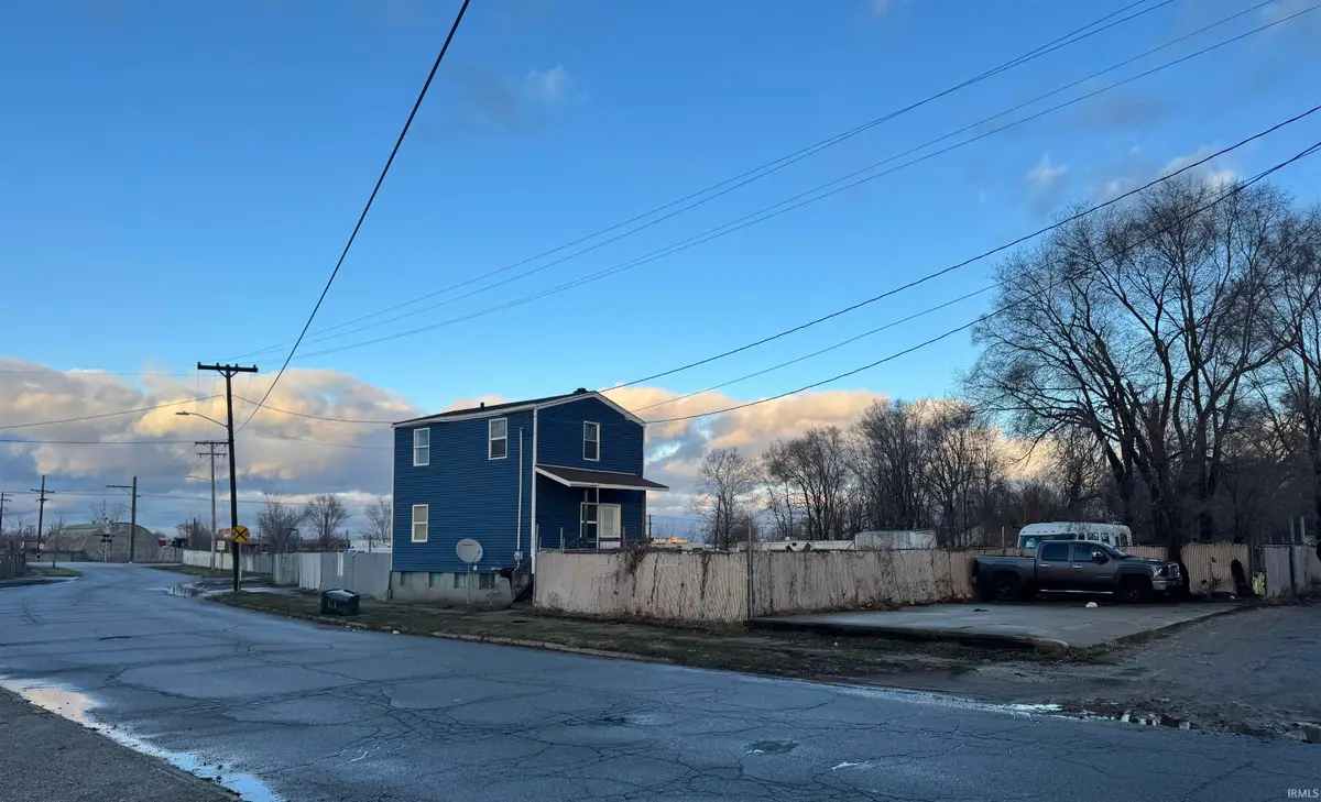 1530 S Walnut Street, South Bend, IN 46619 - Image #1