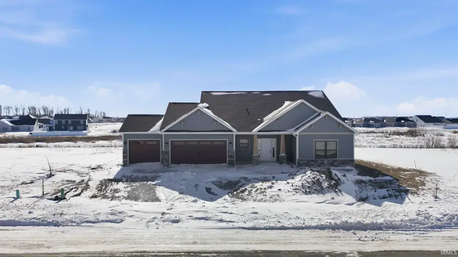 4877 Silverstone Passage, Fort Wayne, IN 46818 - Image #3