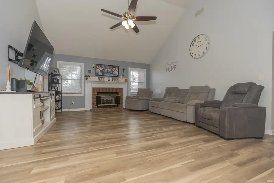 4422 Summercreek Lane, Newburgh, IN 47630 - Image #2