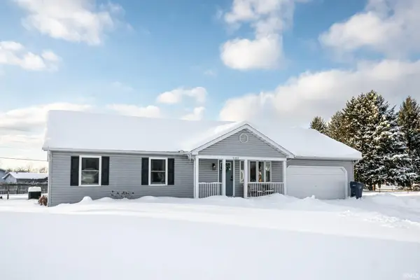 51485 W Timberline Trace Drive, Granger, IN 46530