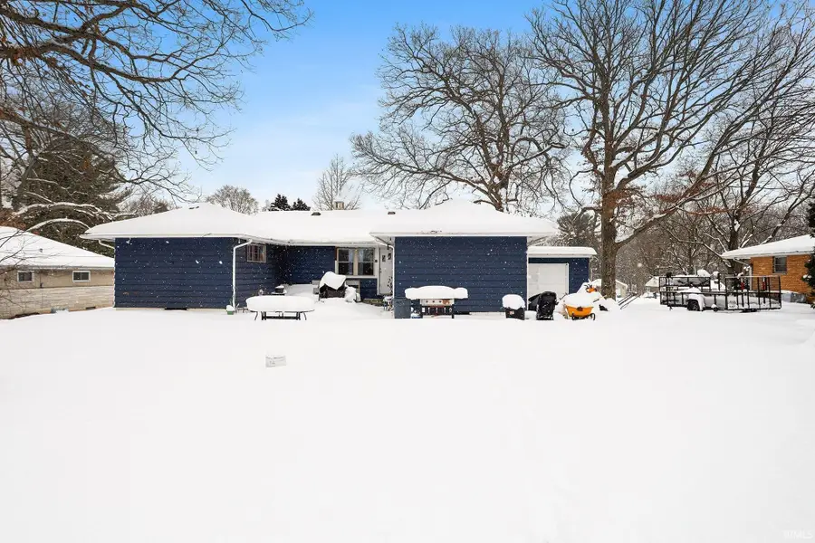 52565 Lynnewood Avenue, South Bend, IN 46628 - Image #3