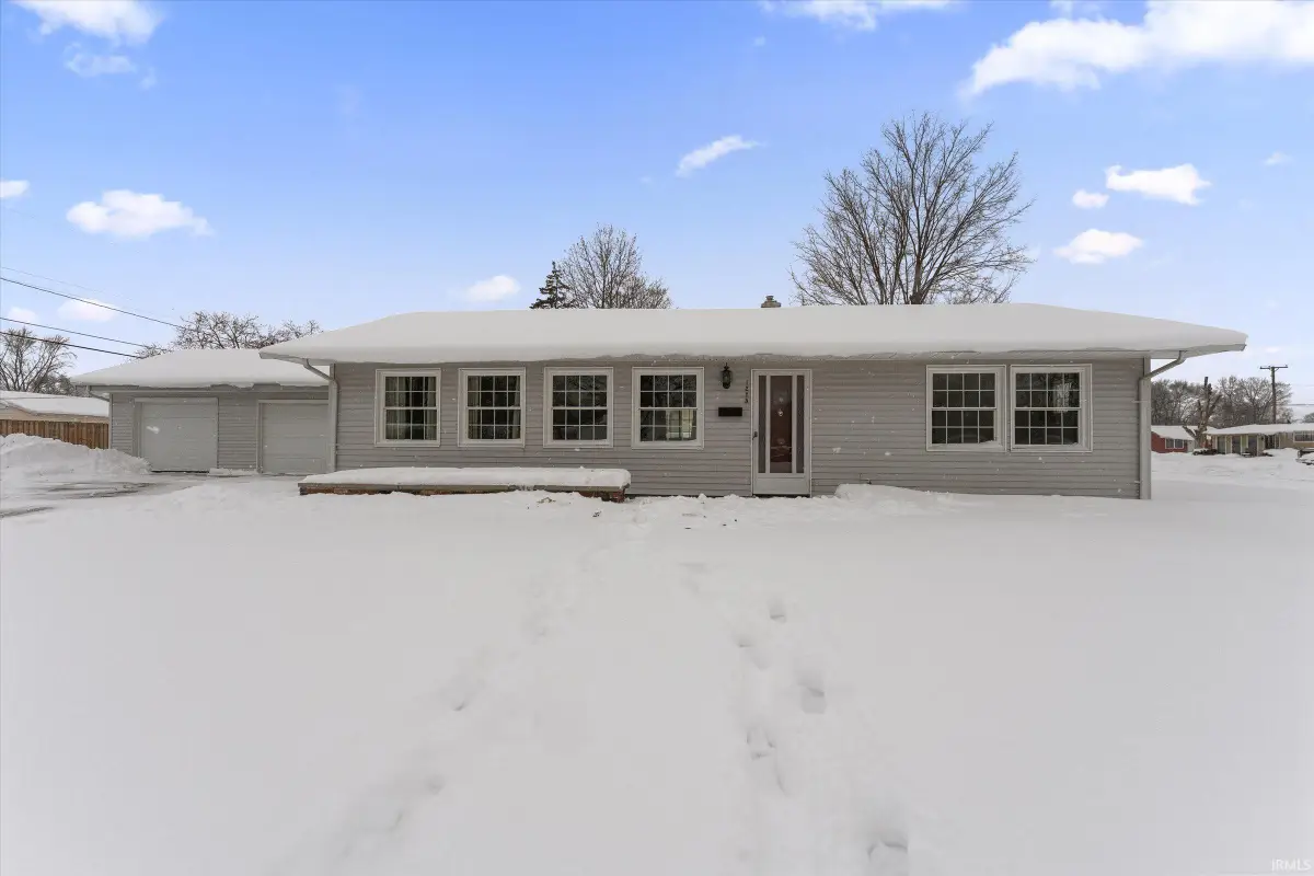 1225 Manchester Drive, South Bend, IN 46615 - Image #1