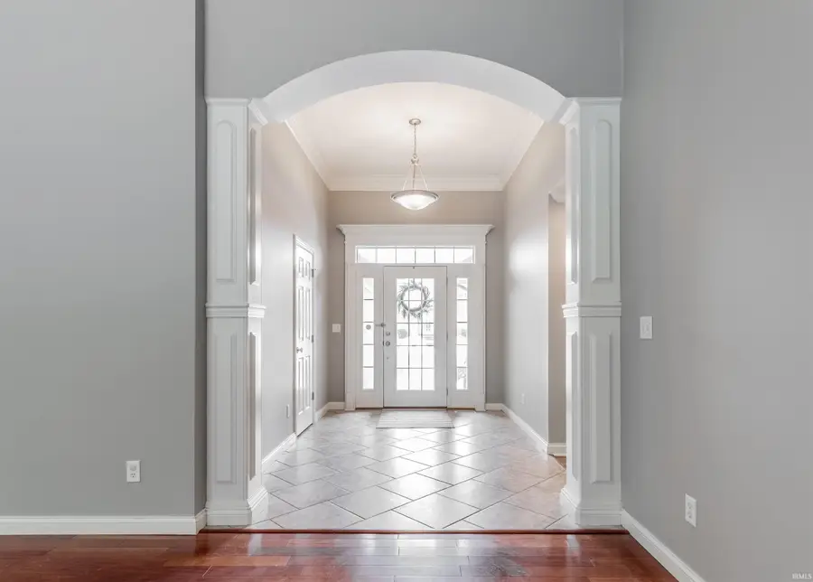 4318 Huntington Ridge Circle, Newburgh, IN 47630 - #2