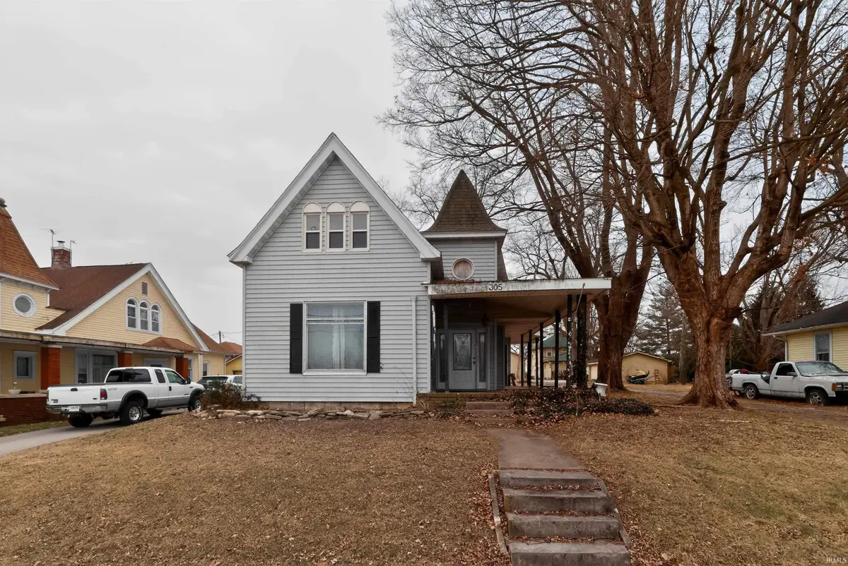 305 E Mulberry Street, Salem, IN 47167 - #1