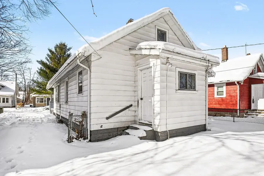 1134 College Street, South Bend, IN 46628 - Image #2