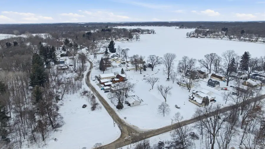 20720 S Lake Drive, Walkerton, IN 46574 - Image #3