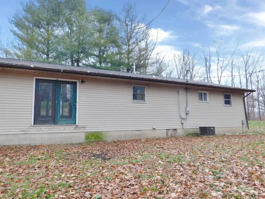 1120 Cedar Lane, Spencer, IN 47460 - #3