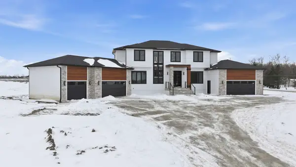 9350 Notestine Road, Fort Wayne, IN 46835