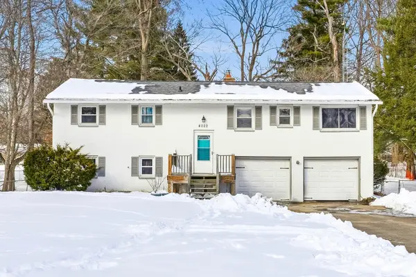 4022 W Glen Oaks Drive, Bloomington, IN 47403