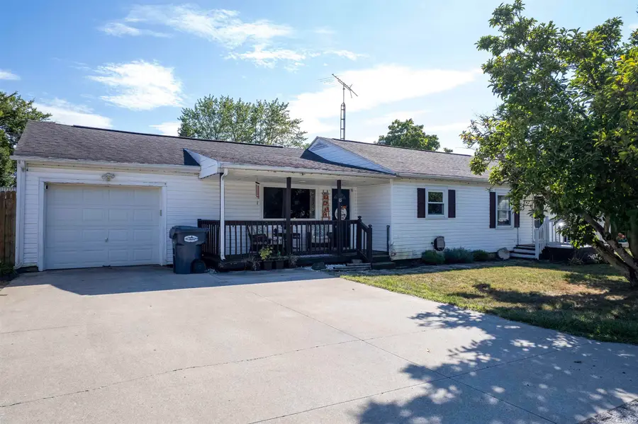 715 E Franklin Street, Albany, IN 47320 - #2