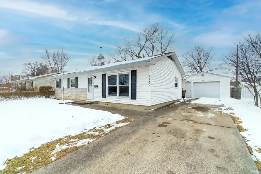 7530 Knightswood Drive, Fort Wayne, IN 46819 - #2