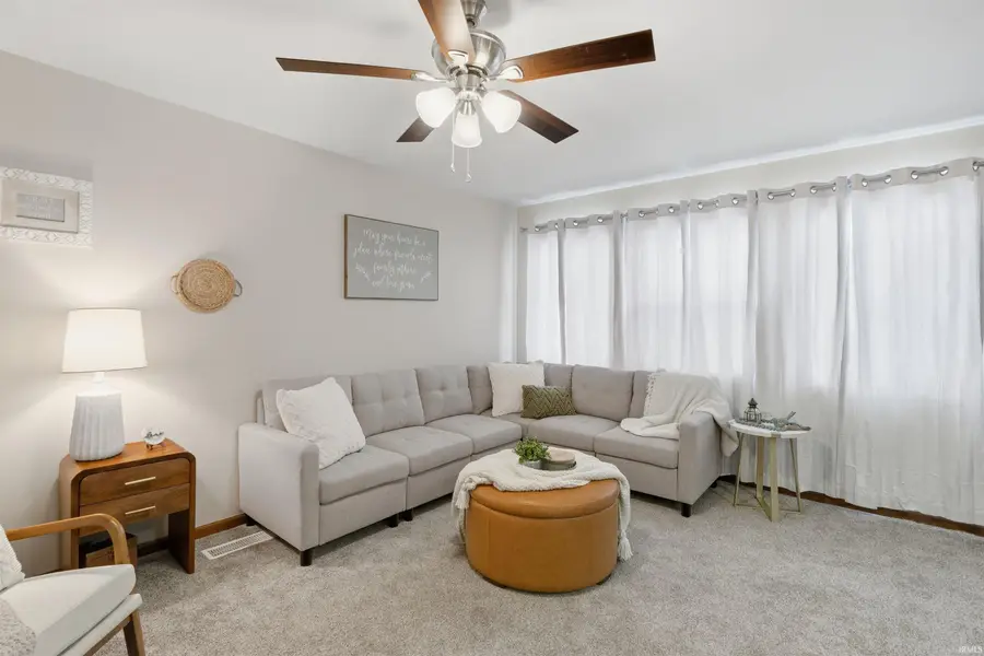 800 N Knight Circle, Marion, IN 46952 - #2