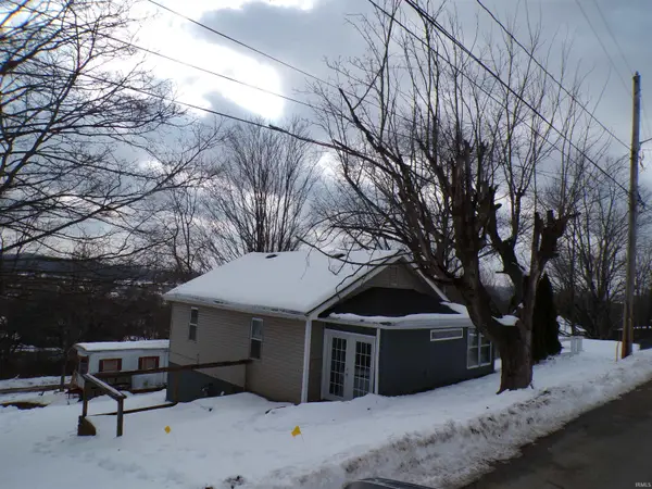 327 W Thornton Street, Paoli, IN 47454