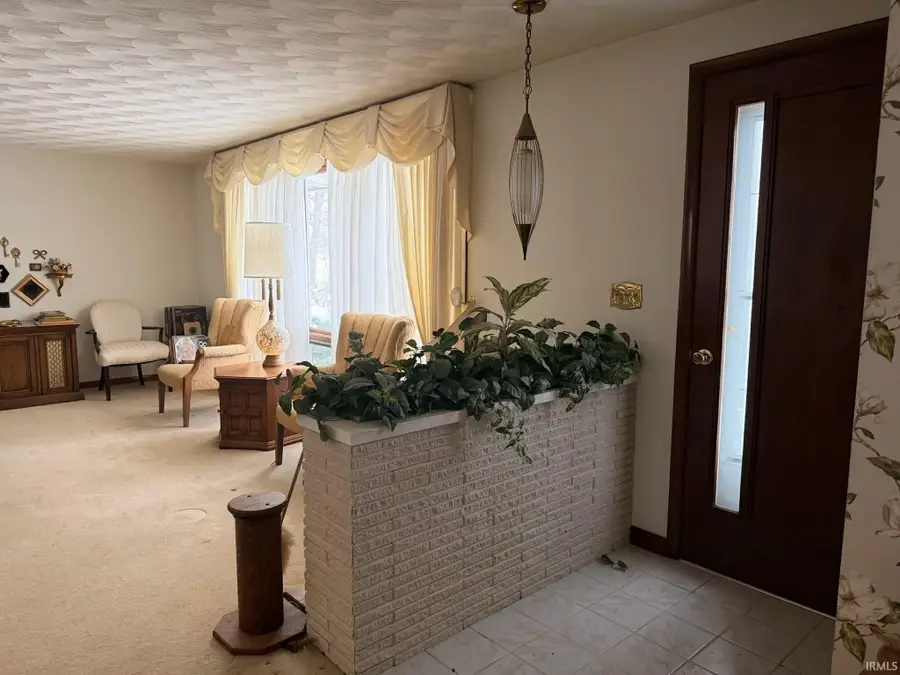 3201 N 850 East Road, Churubusco, IN 46723 - #3