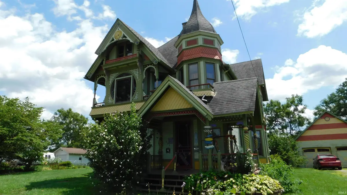 225 W Oak Street, Campbellsburg, IN 47108 - #1