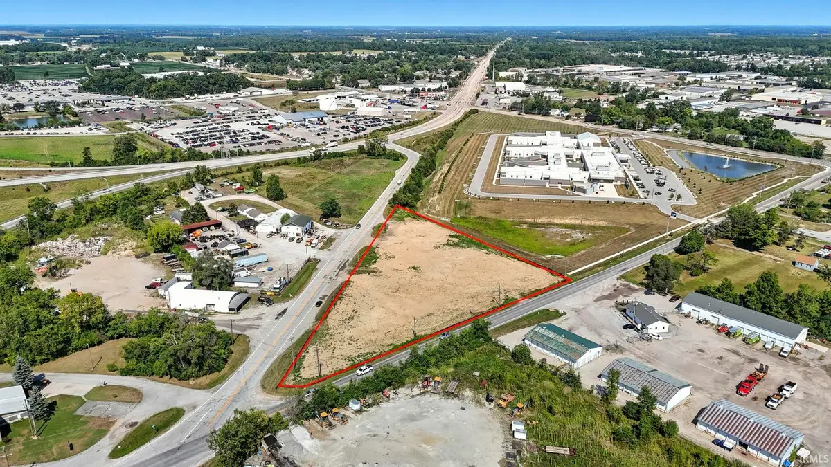 3916 Goshen Road, Fort Wayne, IN 46818 - Image #1