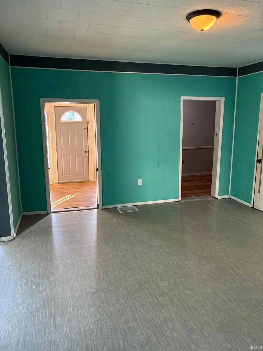 403 W 3rd Street, Bicknell, IN 47512 - #3