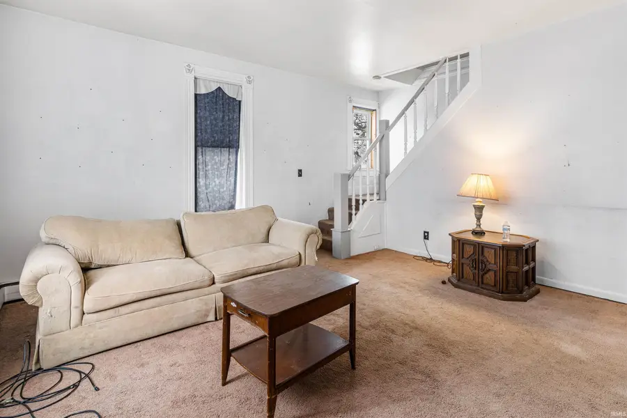 125 E Johnson Street, Wolcott, IN 47995 - #2