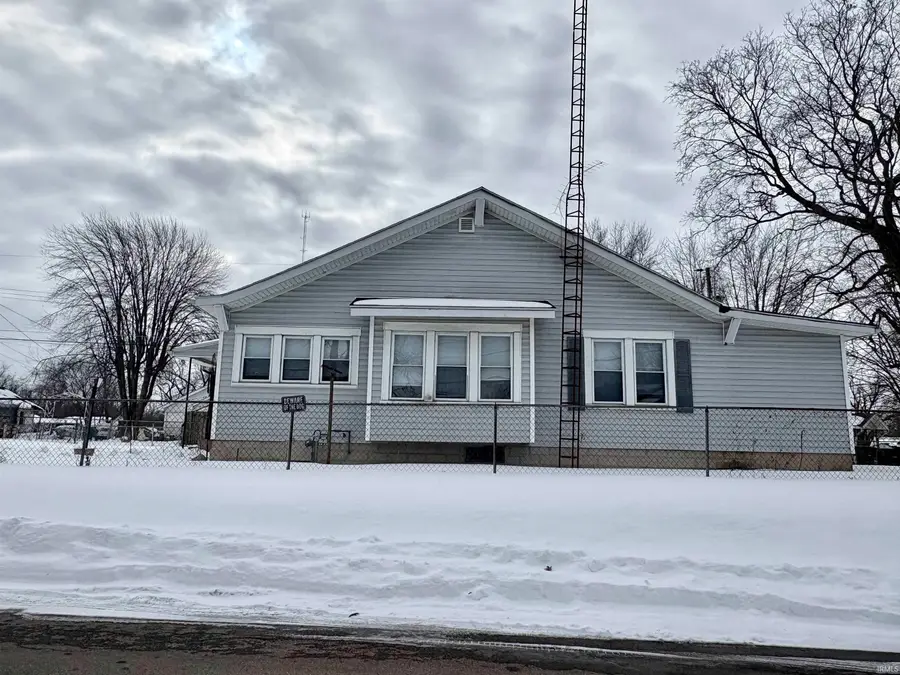 2300 S Hoyt Avenue, Muncie, IN 47302 - #2