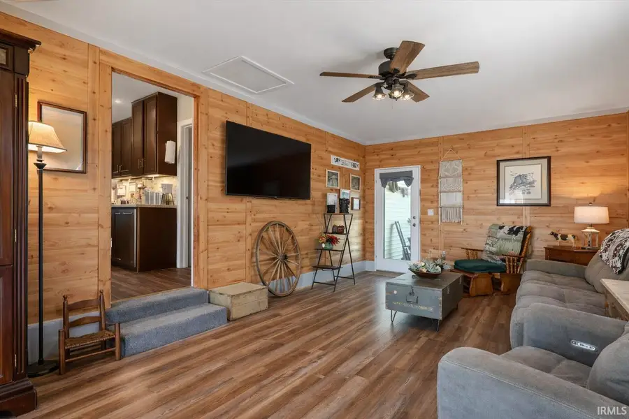 1301 N Locust Street, Mount Vernon, IN 47620 - #2