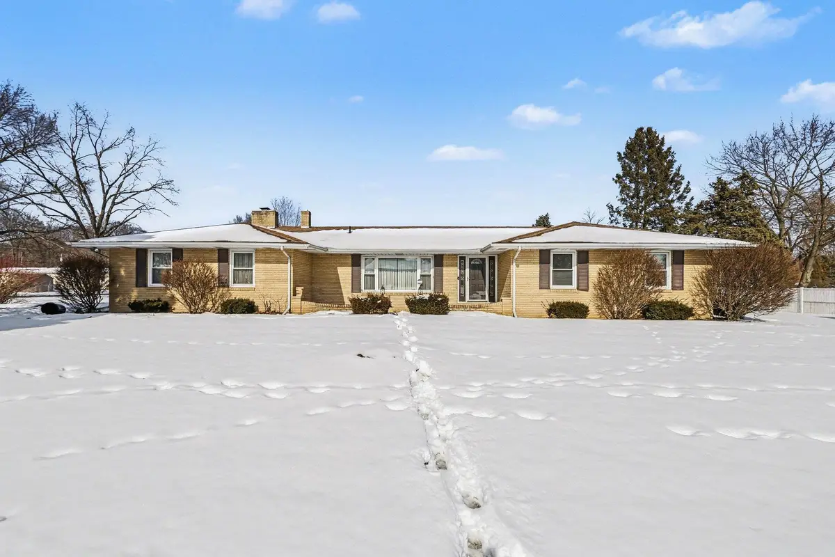 23495 Nora Street, Elkhart, IN 46516 - #1