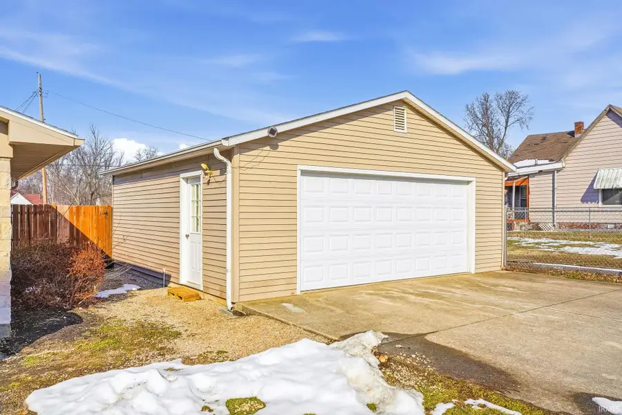 402 N Gibson Street, Princeton, IN 47670 - #3