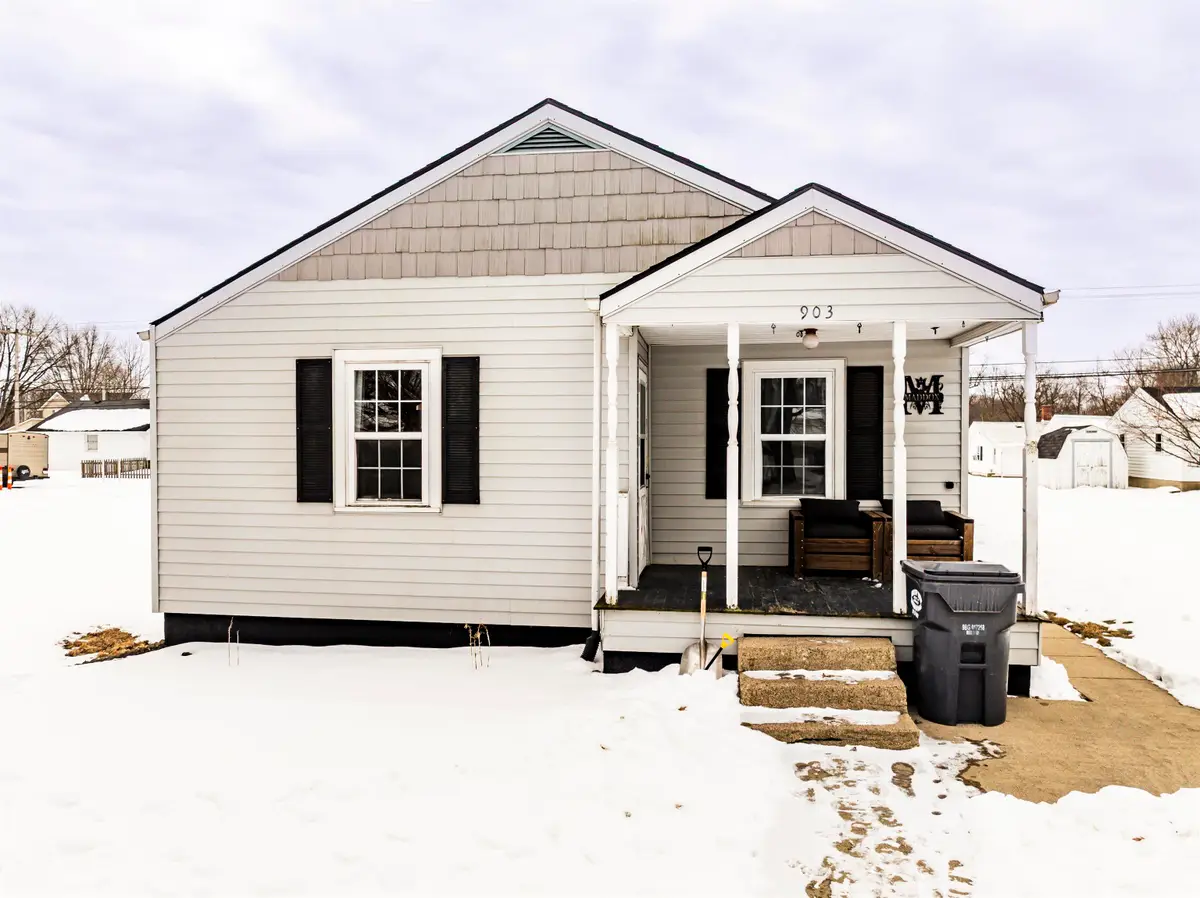 903 Walnut Street, Frankton, IN 46044 - #1