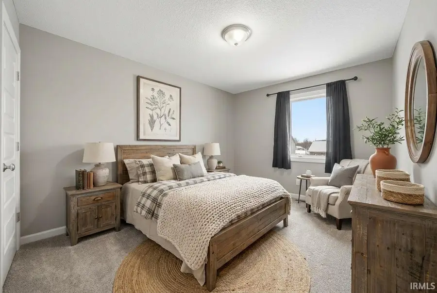 169 W Cambridge Drive, Columbia City, IN 46725 - #3