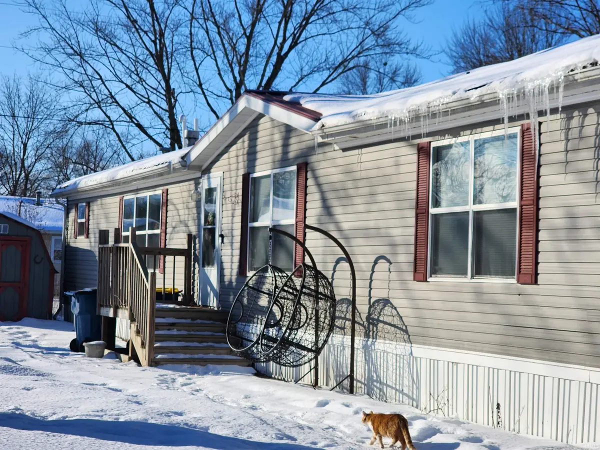 705 Zuercher Lane, Ossian, IN 46777 - #1