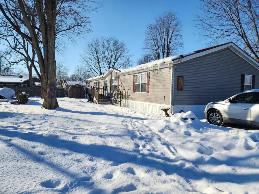 705 Zuercher Lane, Ossian, IN 46777 - #2