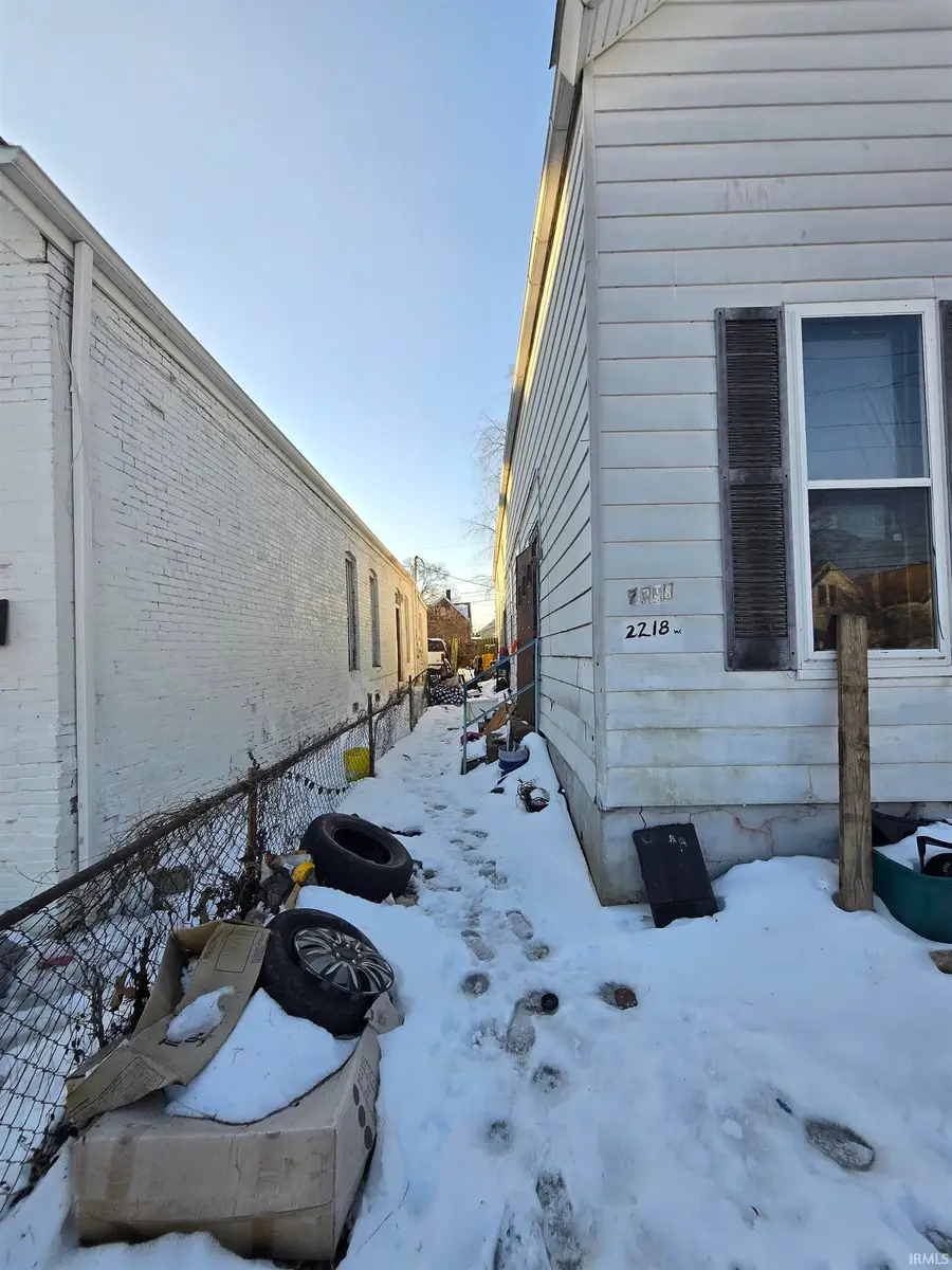 2218 W Iowa Street, Evansville, IN 47712 - #3
