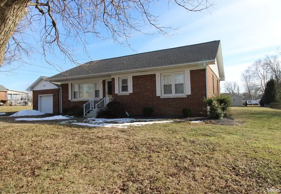 701 E John Street, Fort Branch, IN 47648 - #2