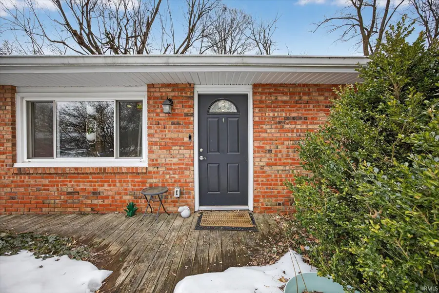 537 S Poplar Drive, Ellettsville, IN 47429 - #3