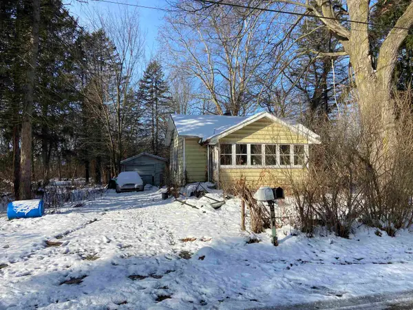 54177 Ivy Road, South Bend, IN 46637