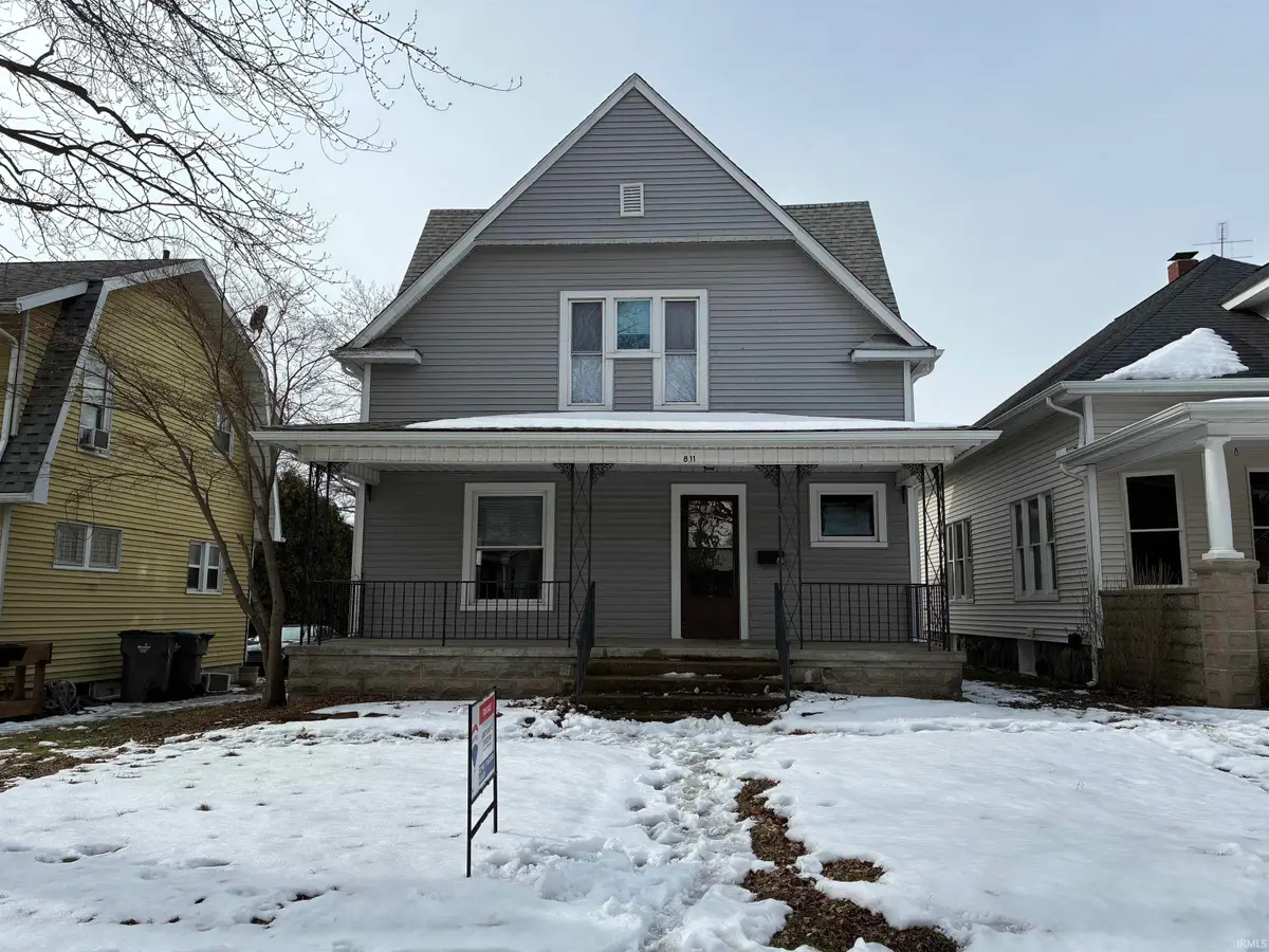811 S 6th Street, Goshen, IN 46526 - #1