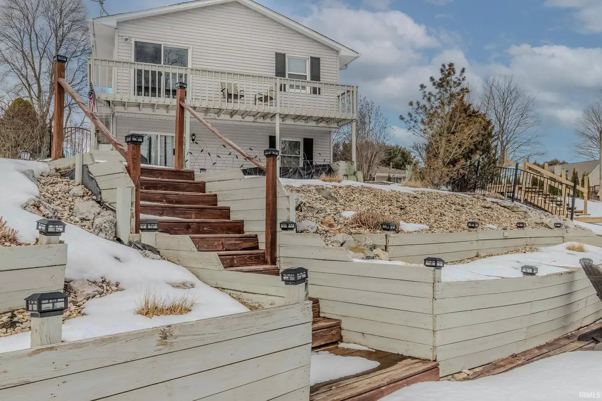 9285 E Sleepy Hollow Parkway, Cromwell, IN 46732 - #1